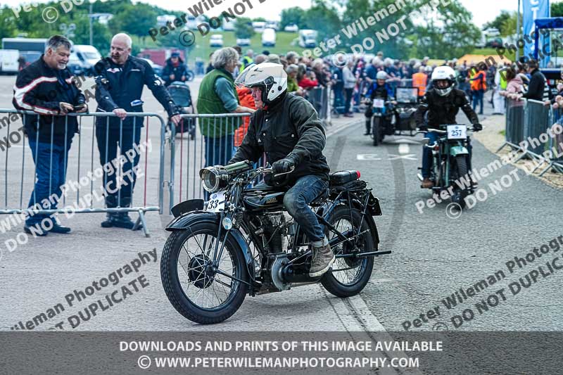 Vintage motorcycle club;eventdigitalimages;no limits trackdays;peter wileman photography;vintage motocycles;vmcc banbury run photographs